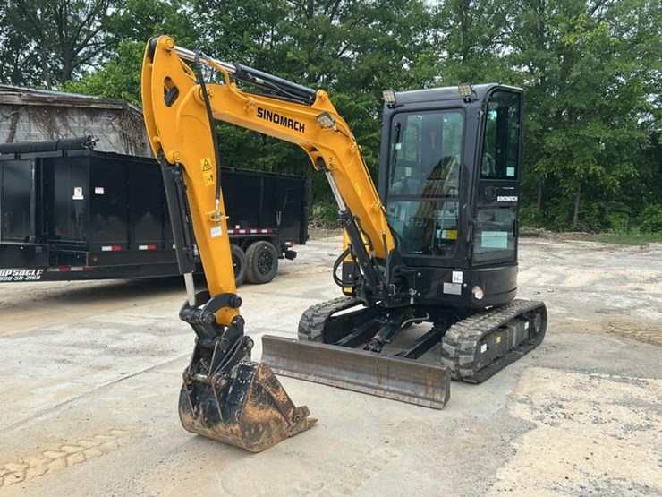 #126-•-2023-sinomach-zg035u-excavator-image-1
