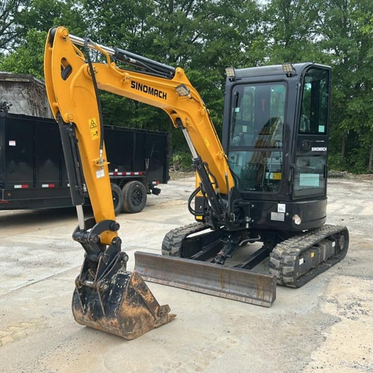 #126 • 2023 Sinomach ZG035U Excavator
