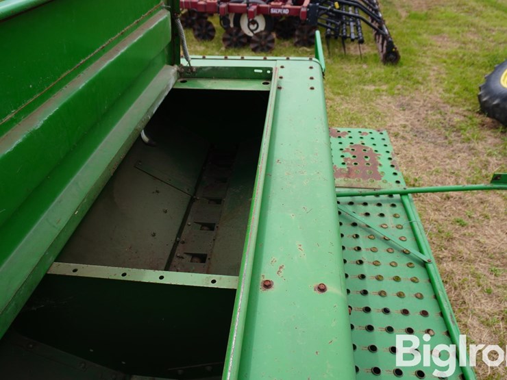 john-deere-750-image-13