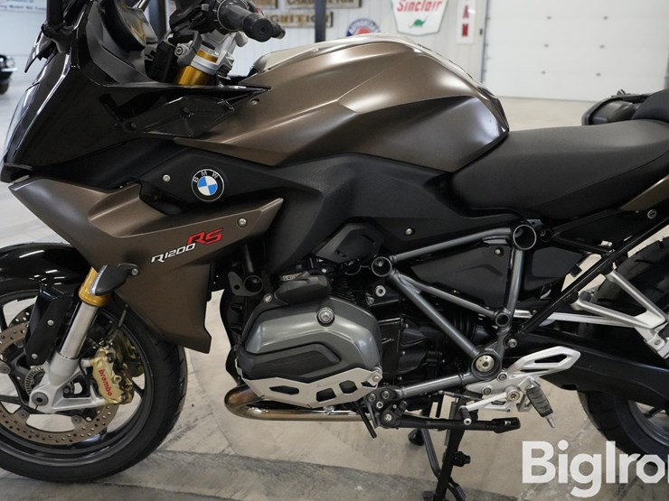 run-#12---2018-bmw-r1200-rs-sport-touring-motorcycle-image-14