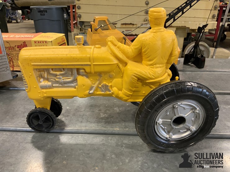 empire-toy-tractor-image-8
