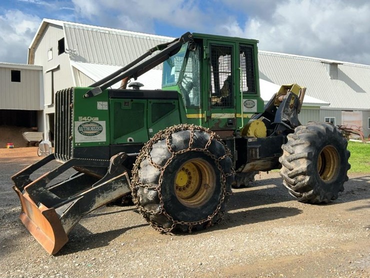 2007-deere-540g-iii-image-1
