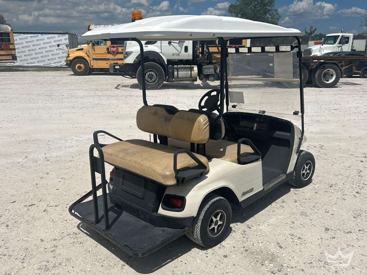2007-ez-go-gas-cart-image-3