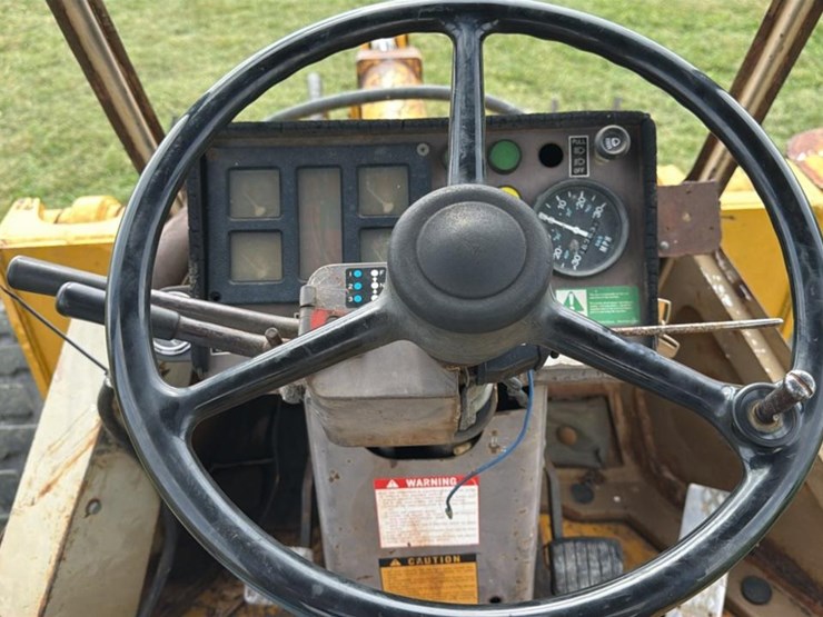 1989-komatsu-wa180-image-48