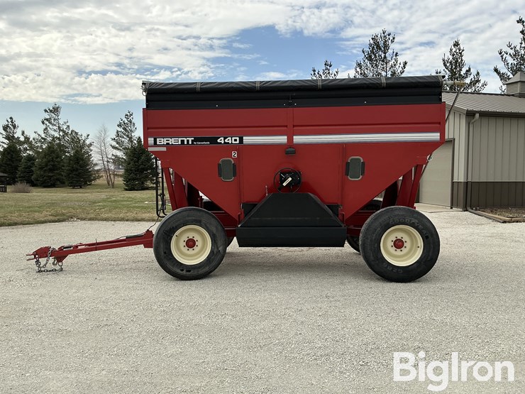 unverferth-brent-gt440-grain-wagon-image-8