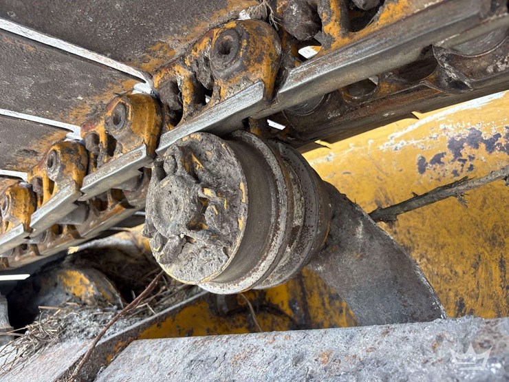 2018-deere-650k-image-45