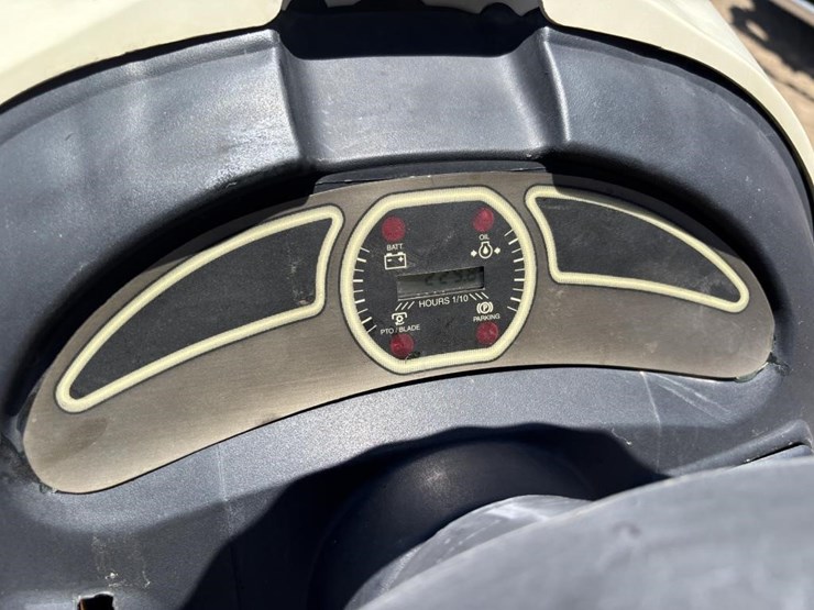 2007-cub-cadet-lt1045-image-8