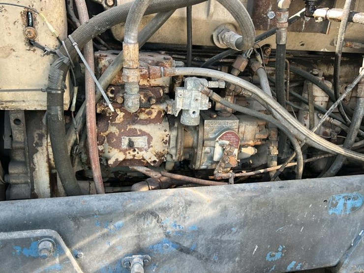 1979-peterbilt-359-image-65
