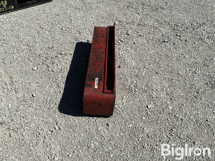 international-harvester-front-weight-bracket-image-8