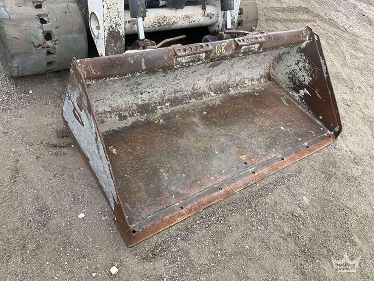 2022-bobcat-t740-image-27