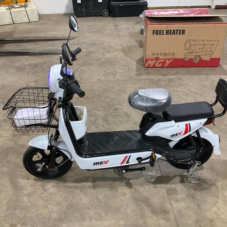 #1279 • IREV Electric Bicycle - Middlefield, OH