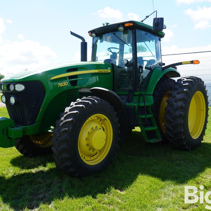 2011 JOHN DEERE 7830