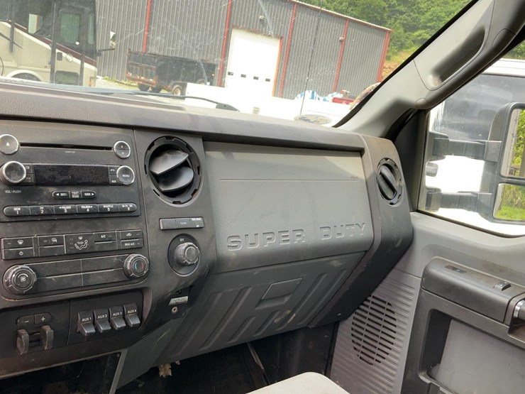 2015-ford-f450-image-28