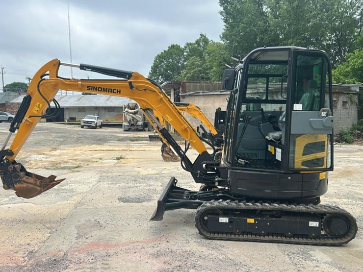 #125-•-2023-sinomach-zg035u-excavator-image-2