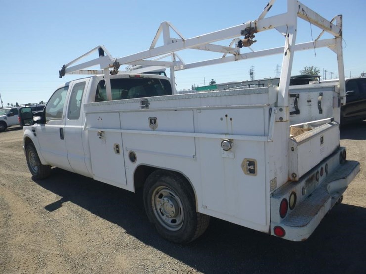 2010-ford-f250-image-4