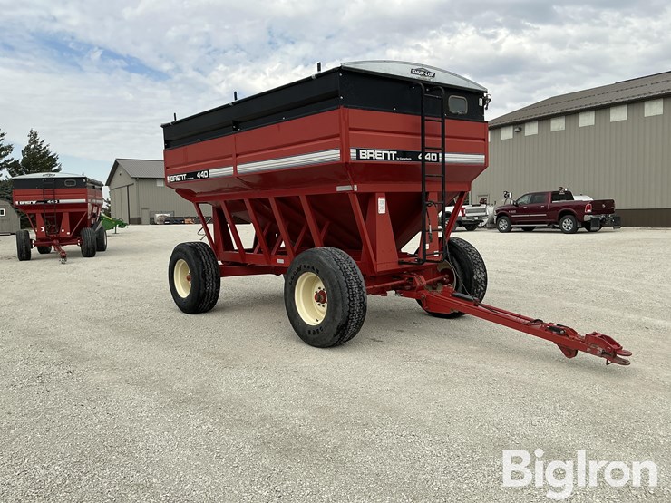 unverferth-brent-gt440-grain-wagon-image-3