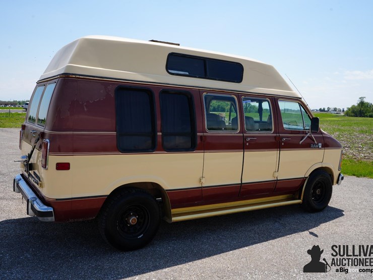 1985-dodge-ram-250-image-5