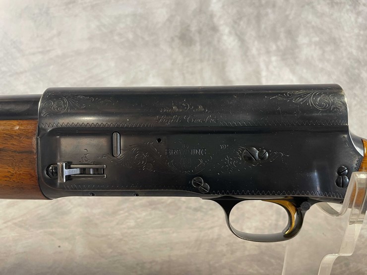 #4125-•-browning-auto-5,-12-ga.-semi-auto-shotgun,-sn:-69g-99572,-(neenah,-wi)-image-11