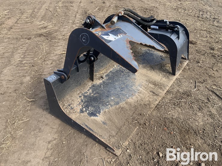 2023-wolverine-hydraulic-dual-grapple-attachment-image-13