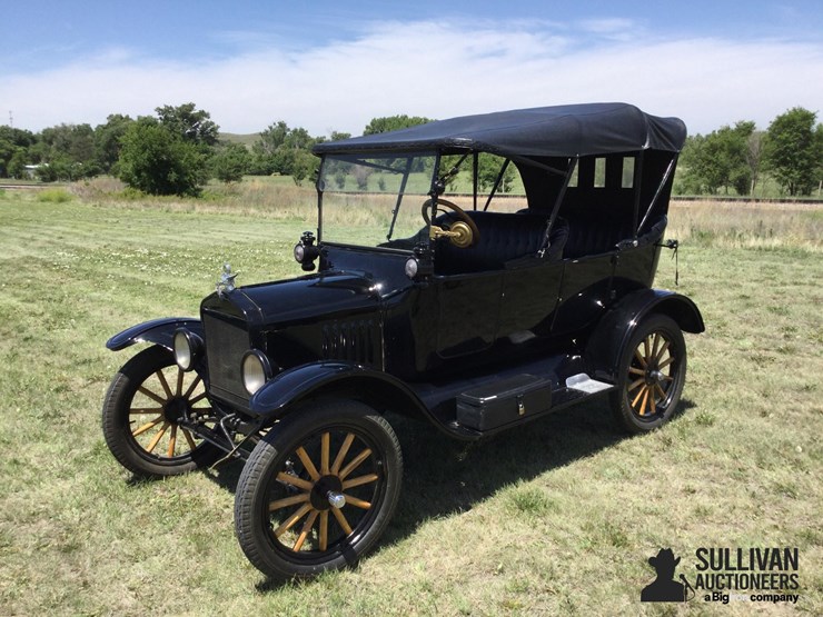 1920-ford-model-t-image-1