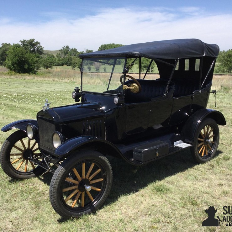 1920 FORD MODEL T