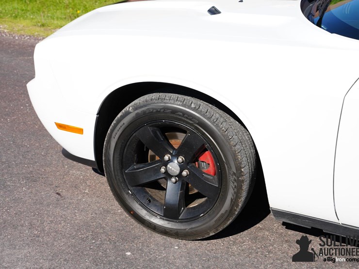 run-#59---2011-dodge-challenger-coupe-image-15