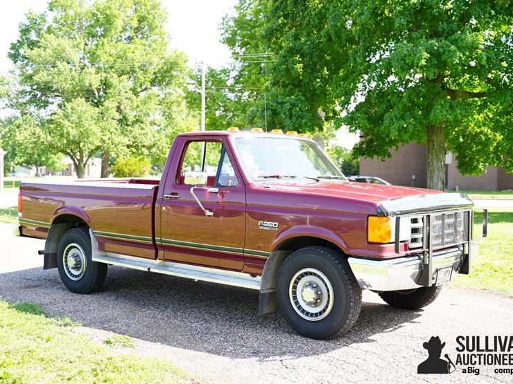 1990-ford-f350-image-3