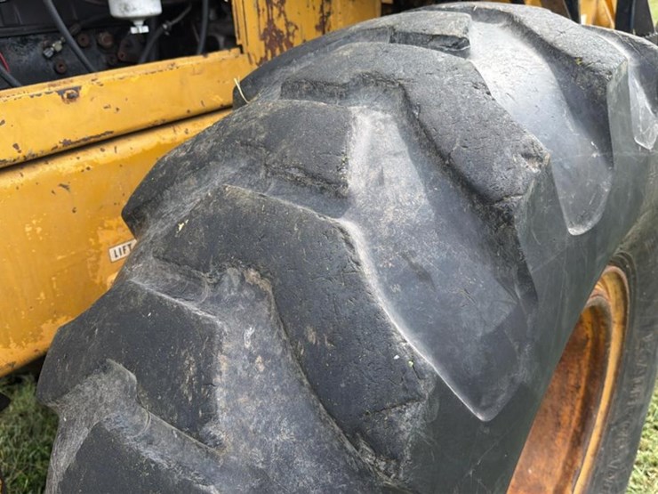 1989-komatsu-wa180-image-38