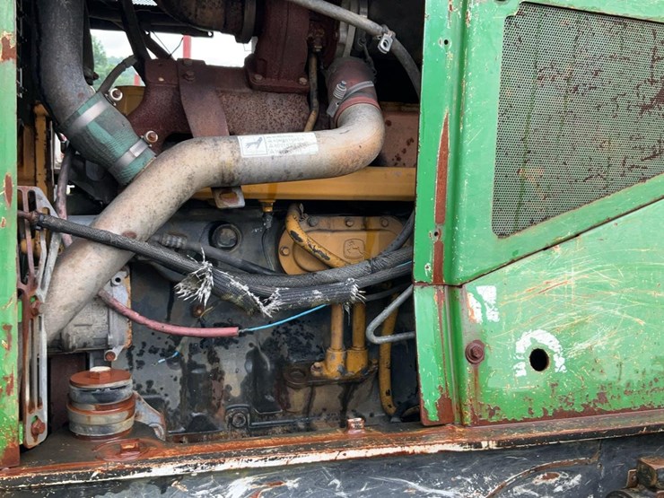 2008-deere-748g-iii-image-11