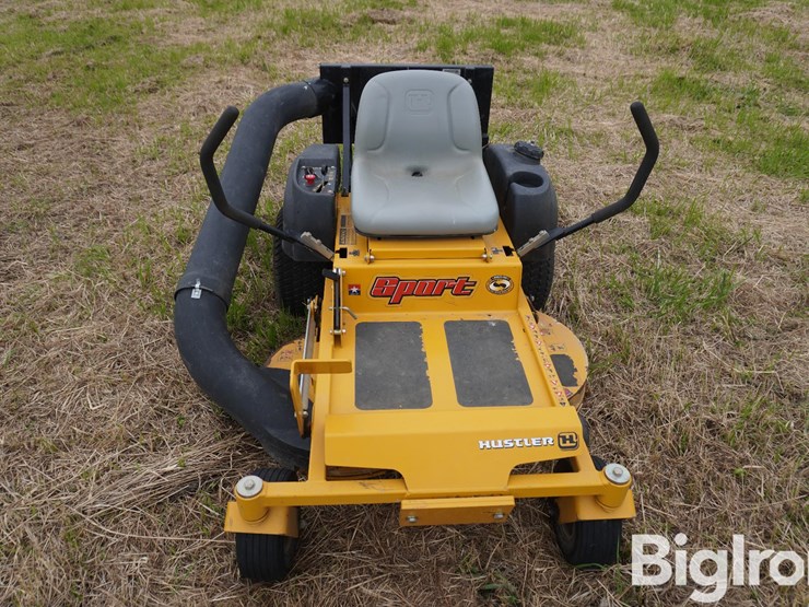hustler-sport-929125-zero-turn-mower-w/42"-deck-image-2