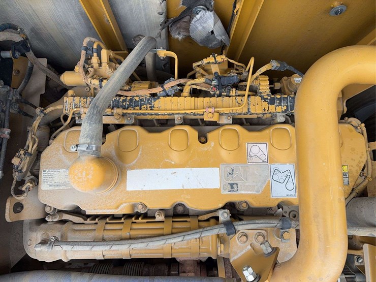 2014-caterpillar-336e-image-46