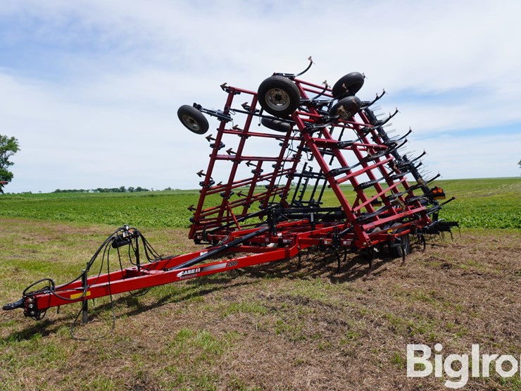case-ih-200-image-1