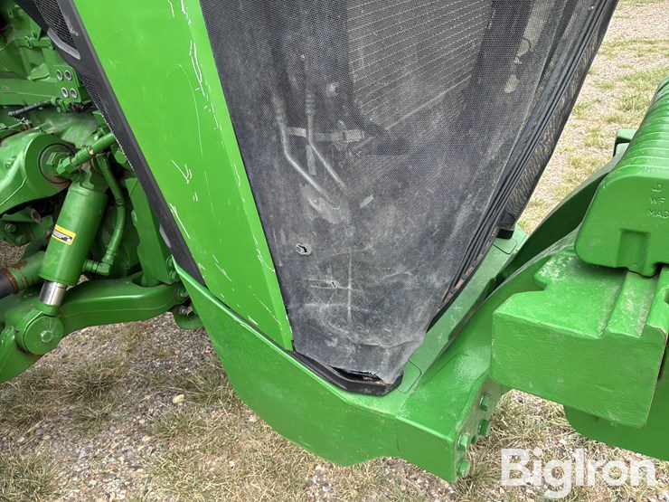 2023-john-deere-8r-230-image-14