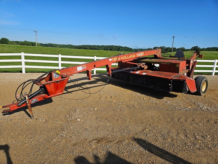 new-holland-1431-image-1