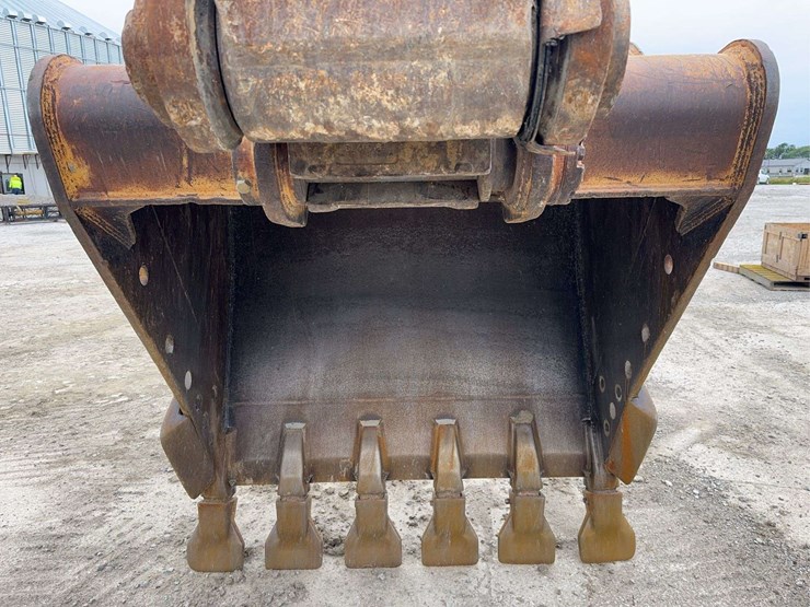 2014-caterpillar-336e-image-62