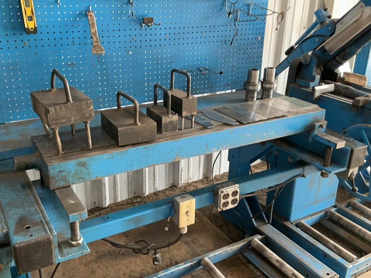 #185-•-armstrong-leveling-bench---dunaway-timber-image-10