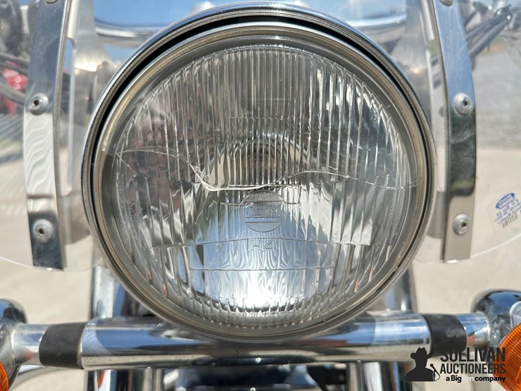 2002-honda-shadow-american-classic-edition-motorcycle-image-13