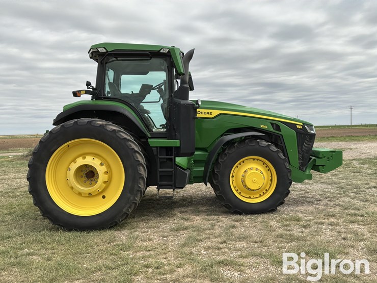 2023-john-deere-8r-280-image-4