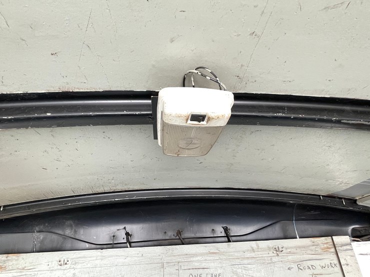 #2863-•-2004-haulmark-single-axle-enclosed-trailer-(has-wi-title)-image-28