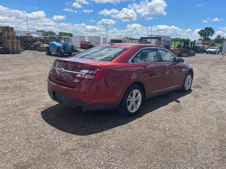 #2857-•-2014-ford-taurus-sel-(has-wi-title)-image-5