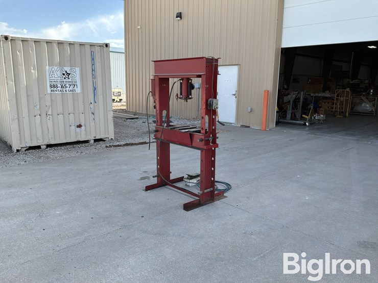 air-over-hyd-adjustable-press-image-5