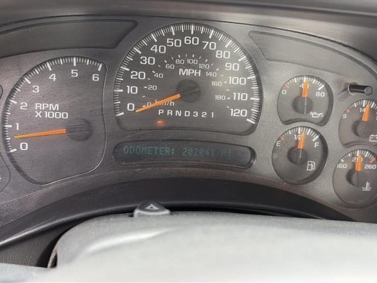 2007-gmc-3500hd-image-16