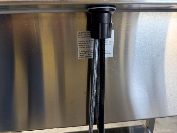 #49817-•-unused-trinity-36"-stainless-steel-sink-image-10