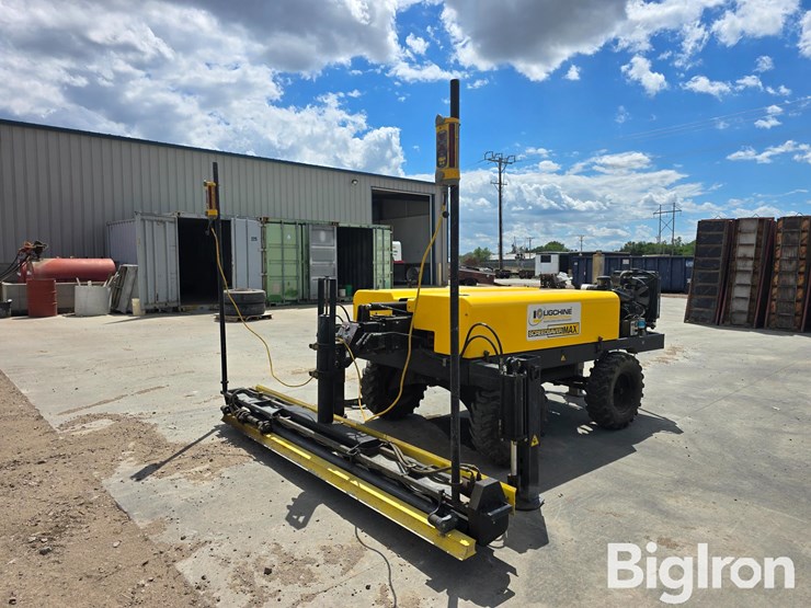 ligchine-international-screedsaver-max-laser-leveling-power-screed-image-1