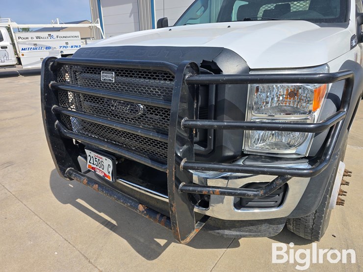 2016-ford-f550-image-9