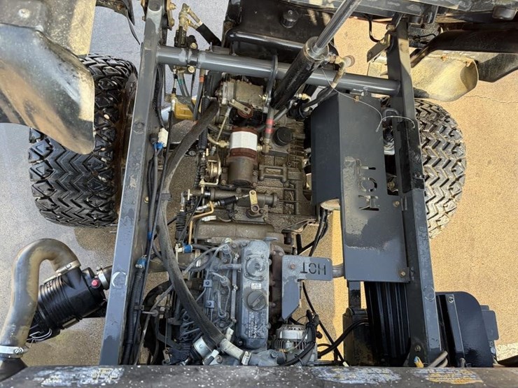 kubota-rtv900-image-8