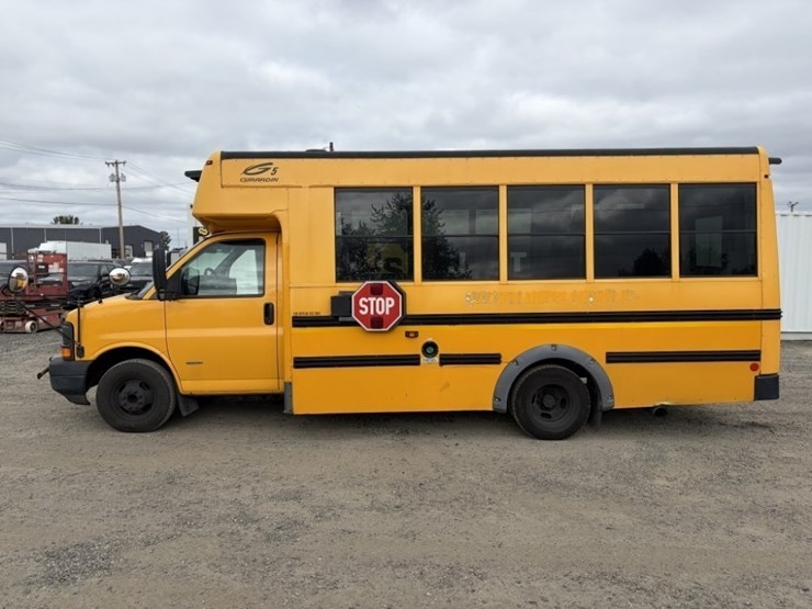 2008-chevrolet-express-school-bus-image-7