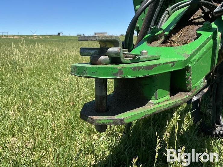 2007-john-deere-568-image-9