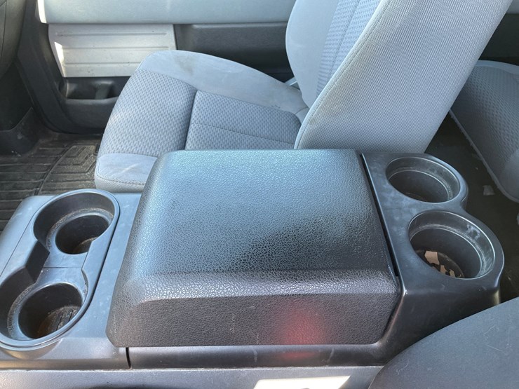 2012-ford-f150-xlt-image-30