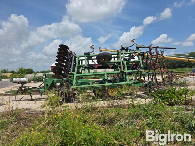 john-deere-726-image-8
